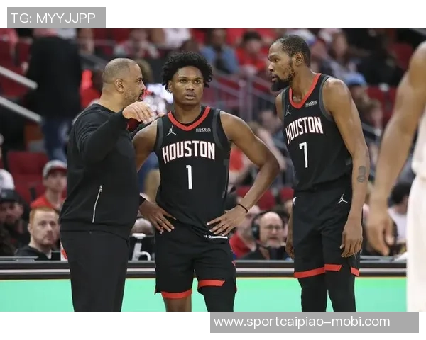 媒体人分析西部季后赛实力火箭队仅次于雷霆和掘金成为强队之选